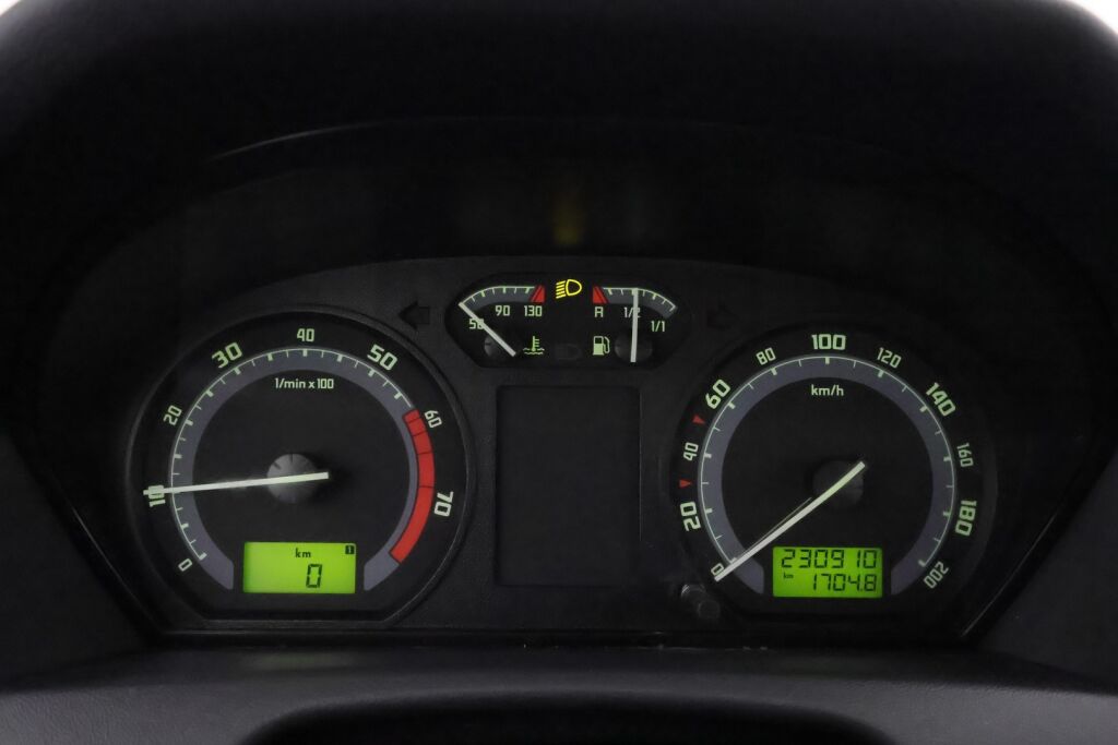 Skoda Fabia 2005 Harmaa