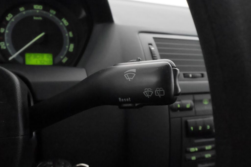 Skoda Fabia 2005 Harmaa