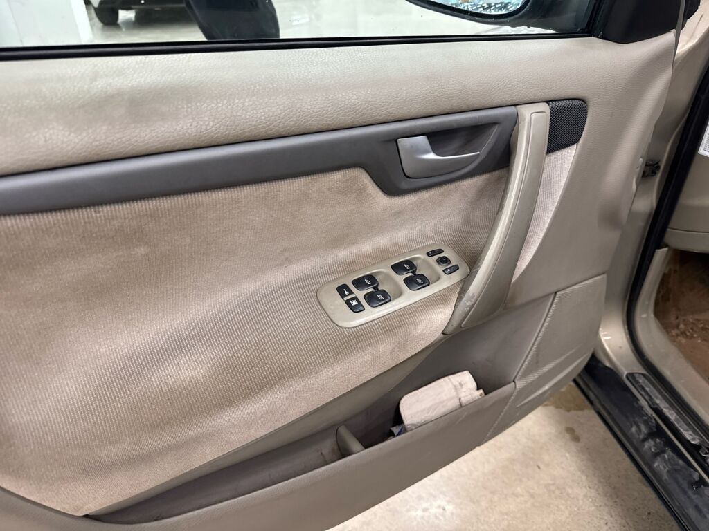 Volvo S60 2005 Ruskea (beige)