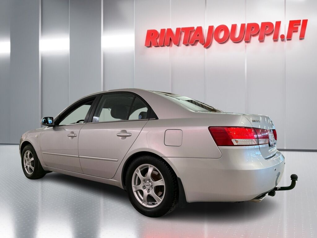 Hyundai Sonata 2009 Hopea