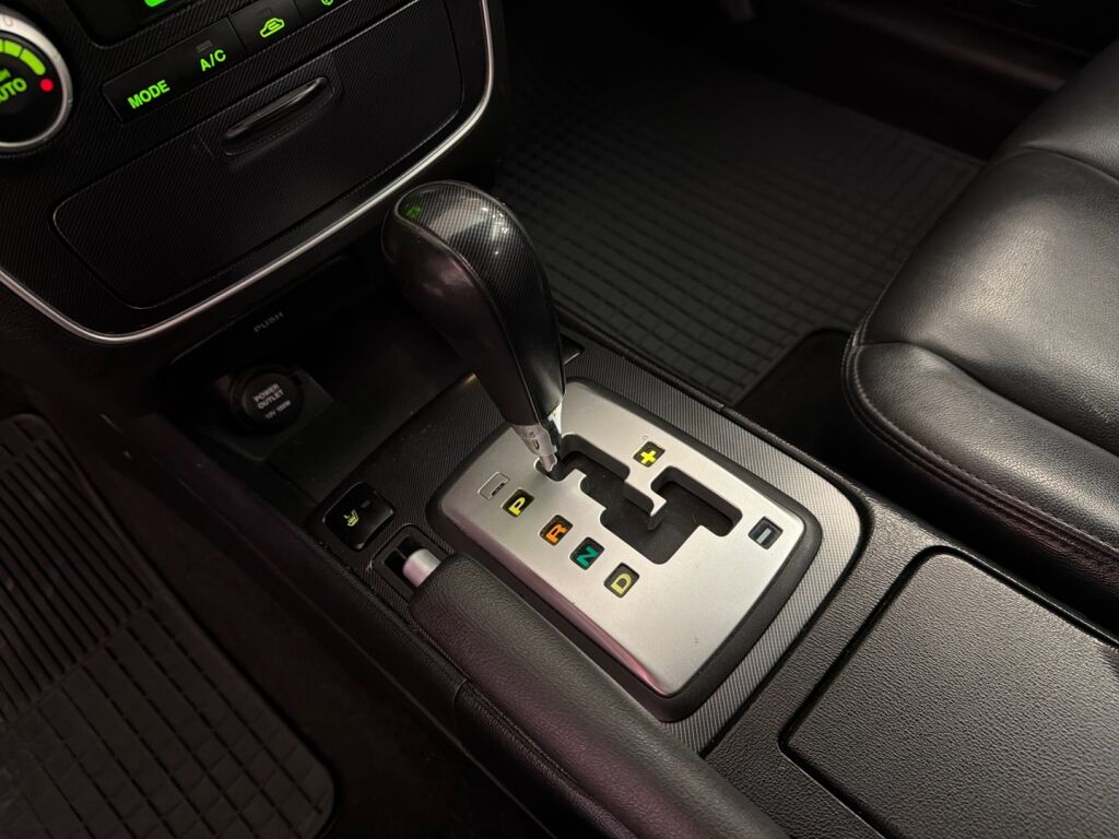 Hyundai Sonata 2009 Hopea