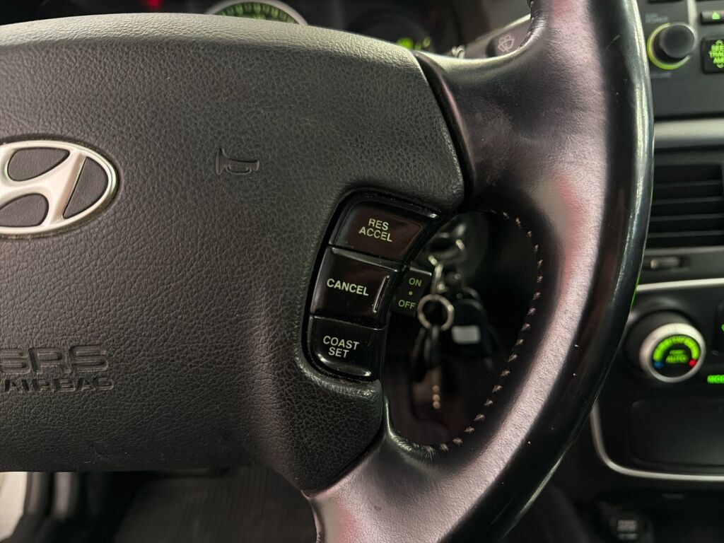 Hyundai Sonata 2009 Hopea