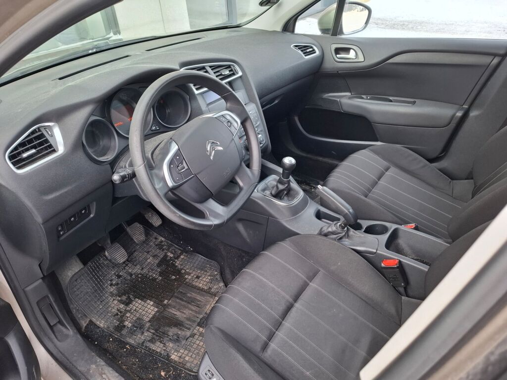 Citroen C4 2012 Ruskea (beige)