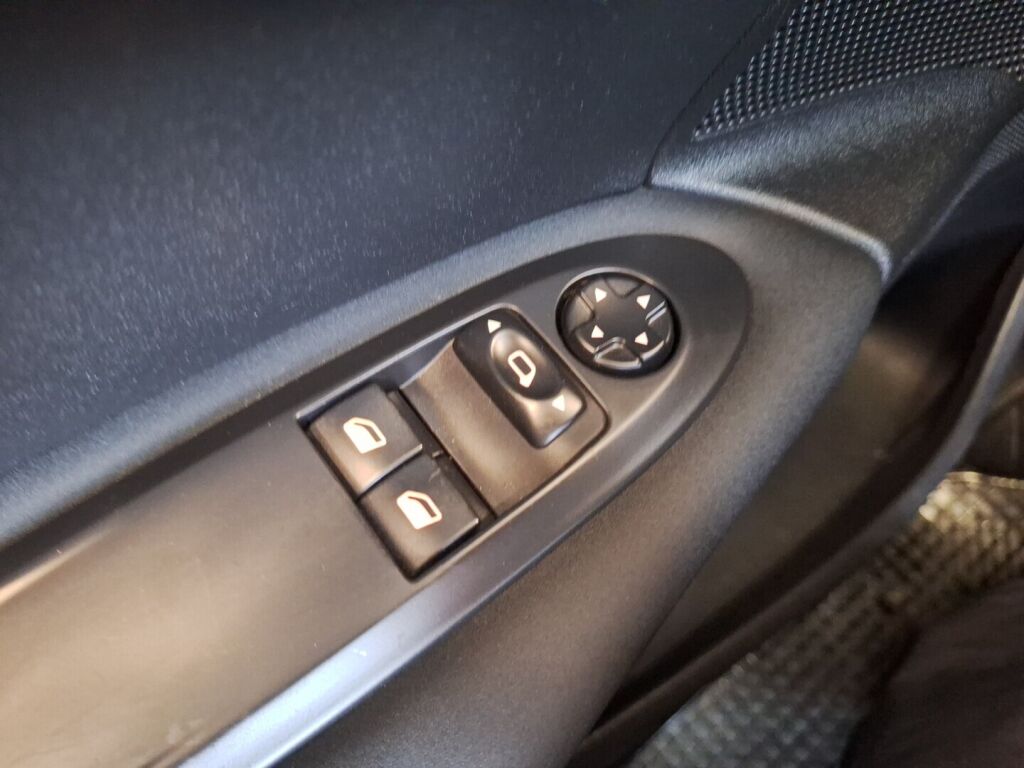 Citroen C4 2012 Ruskea (beige)