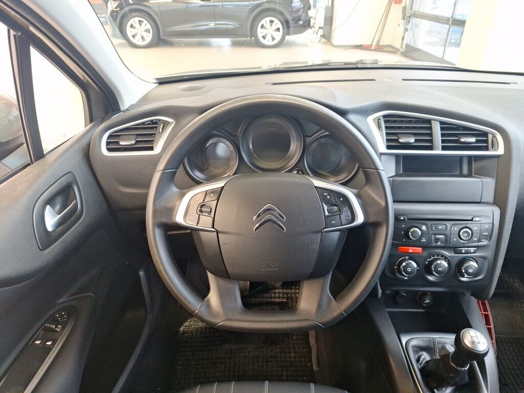 Citroen C4 2012 Ruskea (beige)