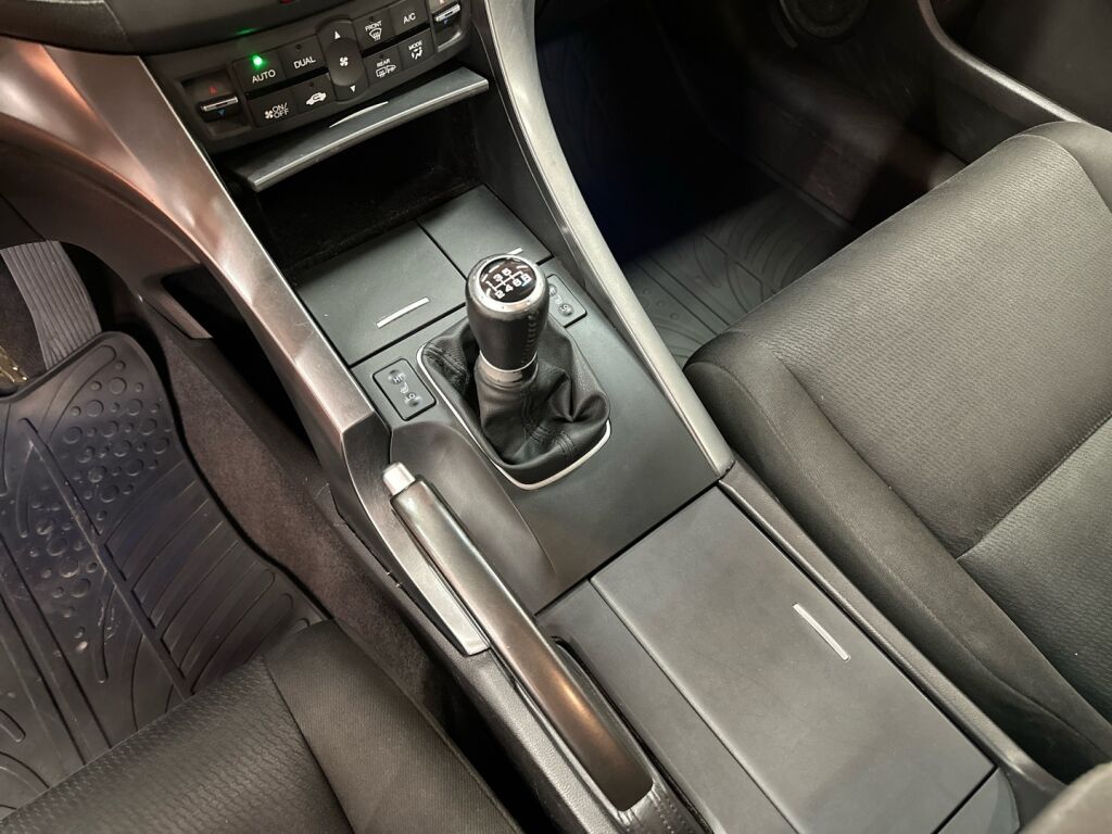 Honda Accord 2013 Harmaa