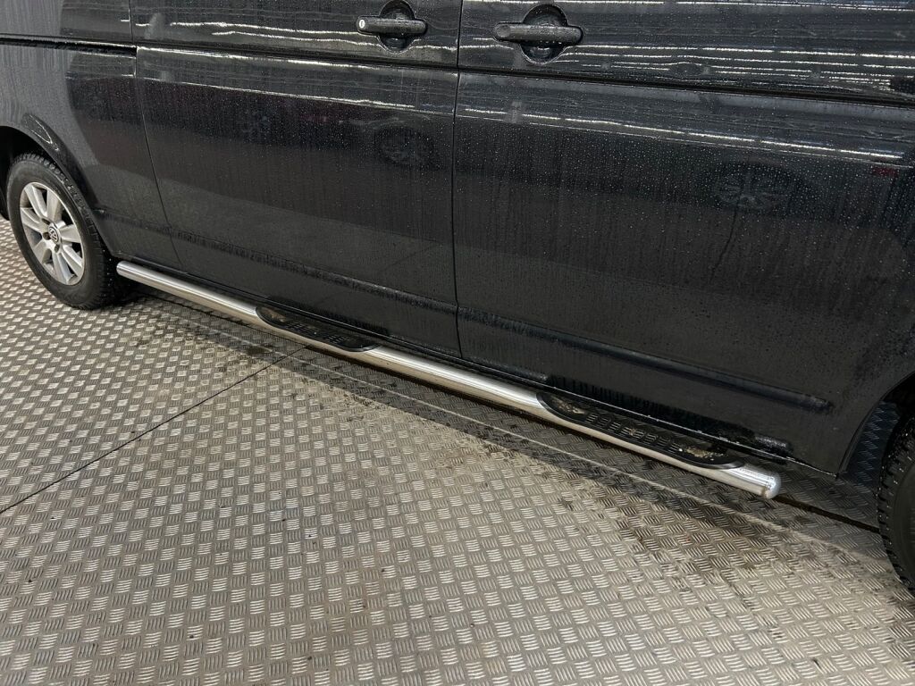 Volkswagen Transporter 2012 Musta