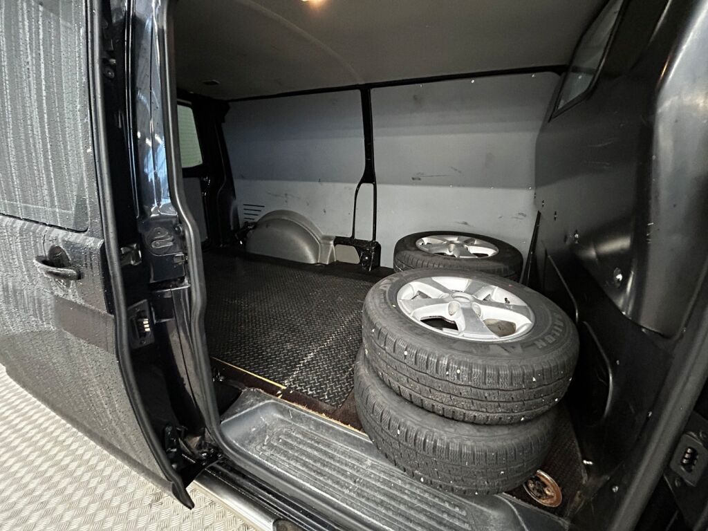 Volkswagen Transporter 2012 Musta