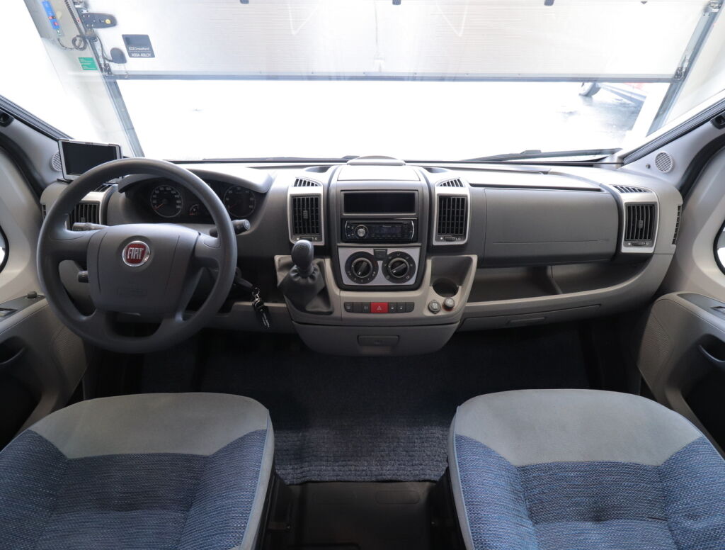 Adria CORAL S 660 SL 2008 Hopea