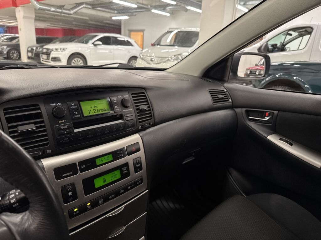 Toyota Corolla 2004 Sininen