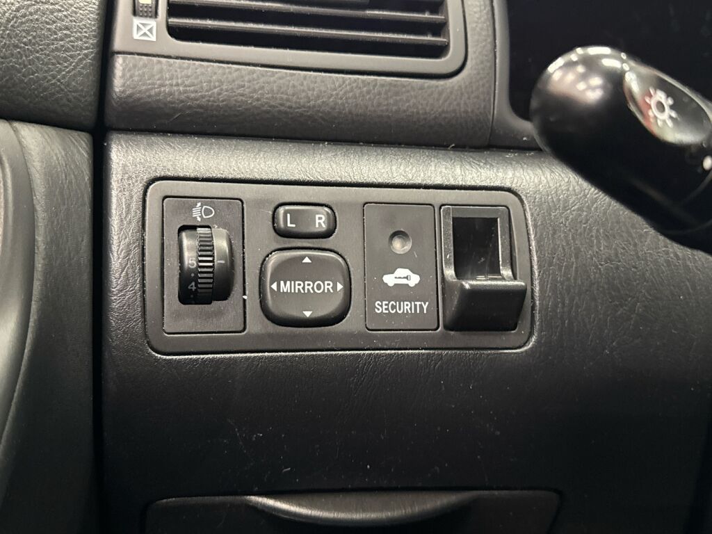 Toyota Corolla 2004 Sininen