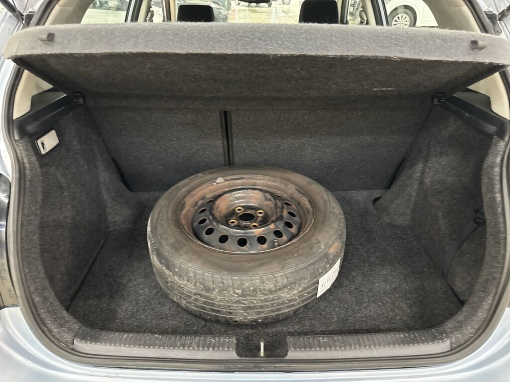 Toyota Corolla 2004 Sininen