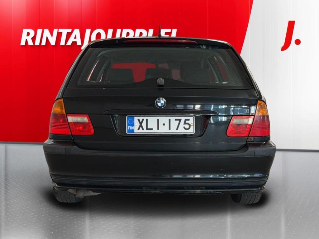 BMW 318 2002 Musta