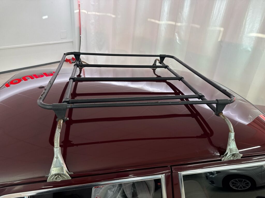 Saab 900 1989 Punainen