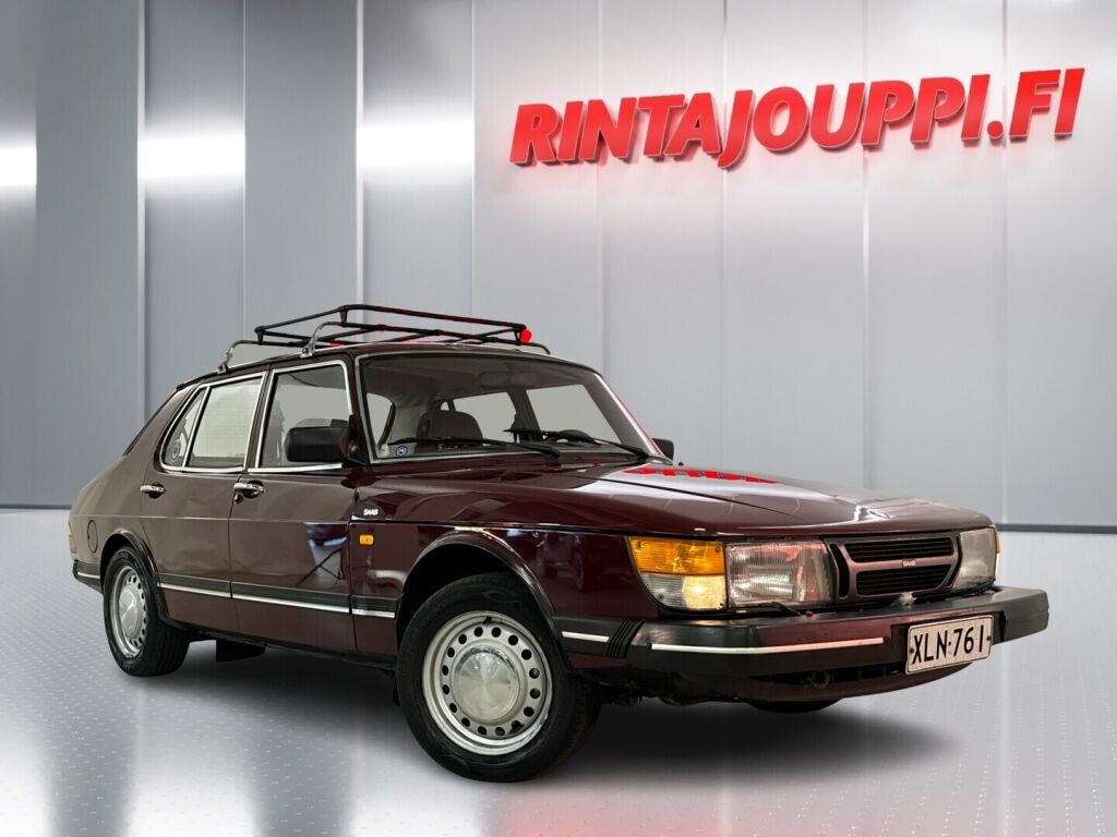 Saab 900 1989 Punainen