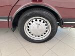 Saab 900 1989 Punainen