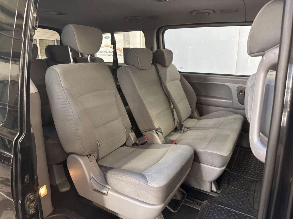 Hyundai H-1 2,5 CRDi VGT 125kW GLS Wagon 2010, photo 6/28