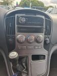 Hyundai H-1 2010 Musta