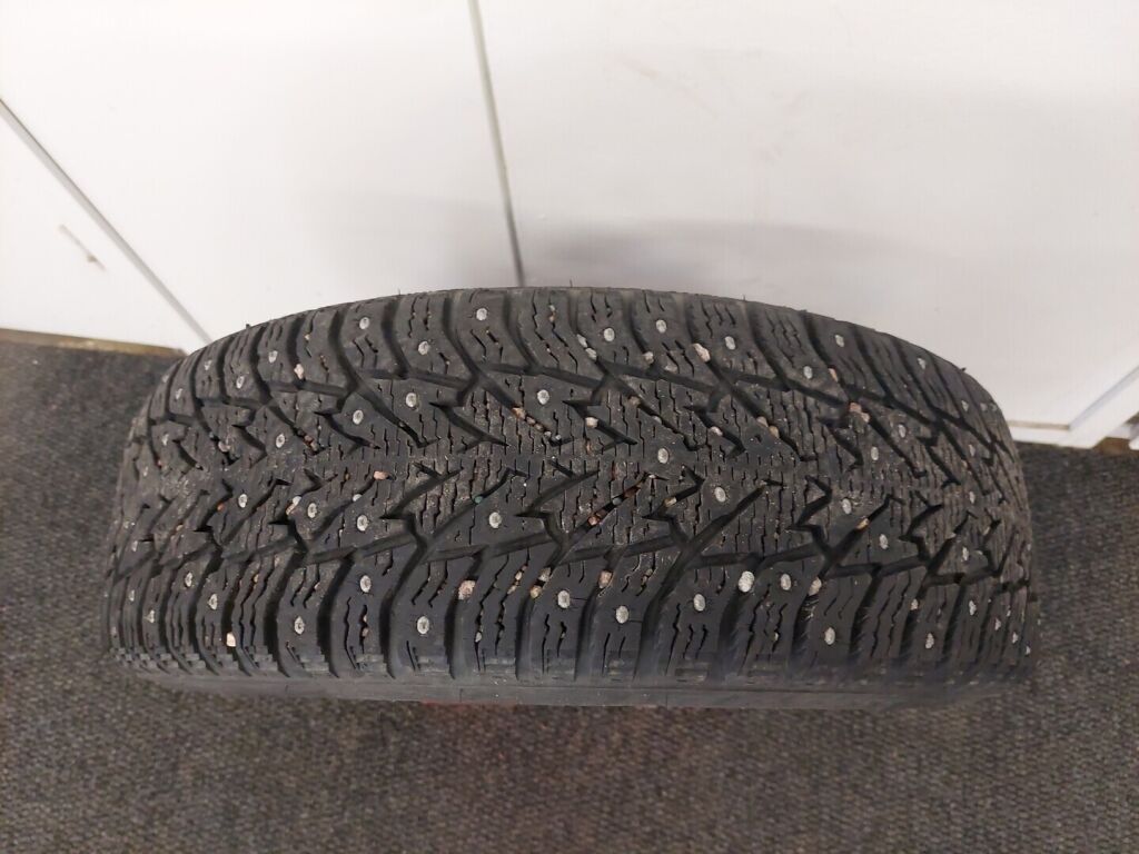 Hyundai i30 2011 Punainen