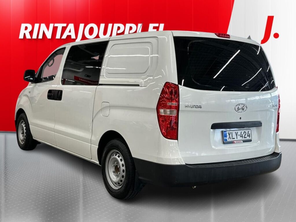 Hyundai H-1 2010 Valkoinen
