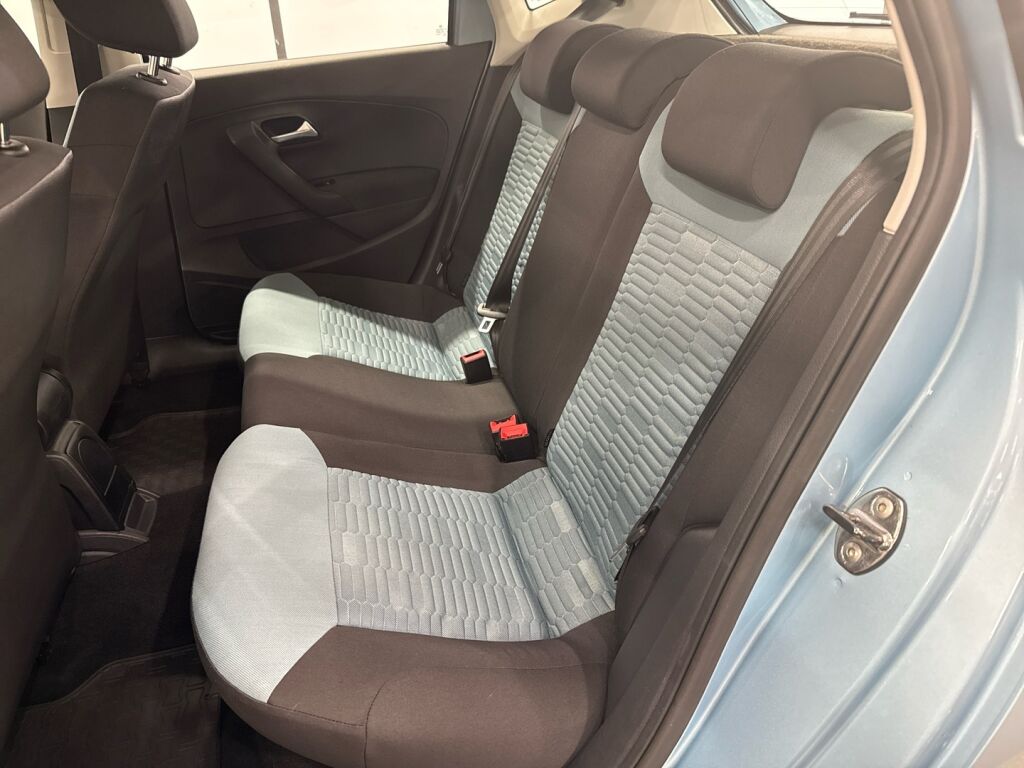 Volkswagen Polo 2012 Sininen