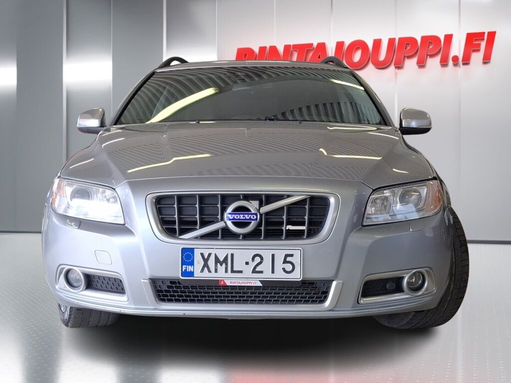 Volvo V70 2012 Harmaa