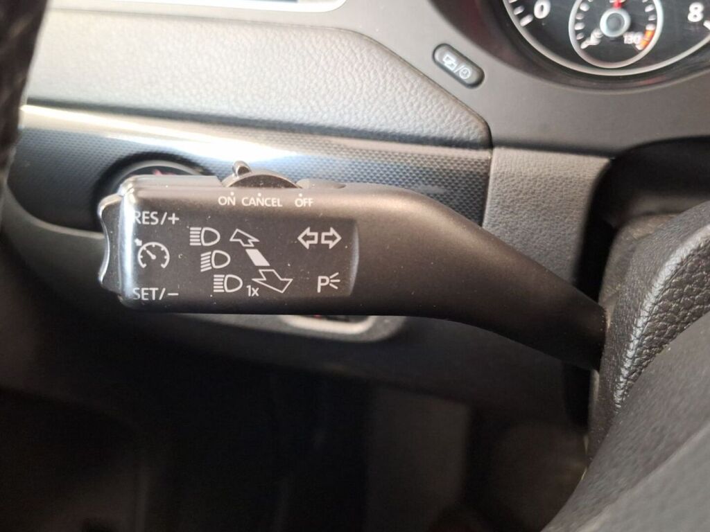 Volkswagen Jetta 2013 Harmaa