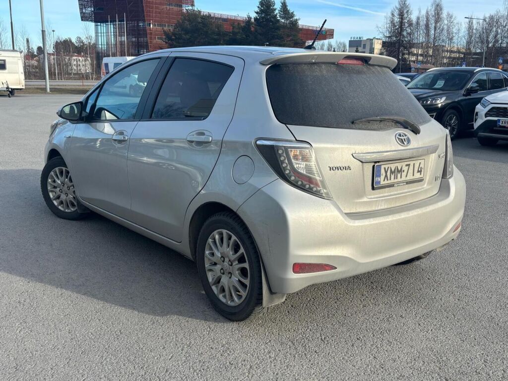 Toyota Yaris 2012 Hopea