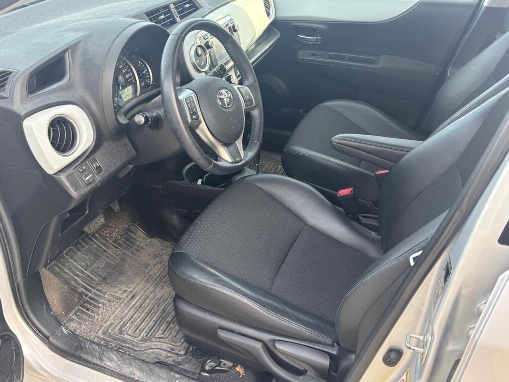 Toyota Yaris 2012 Hopea