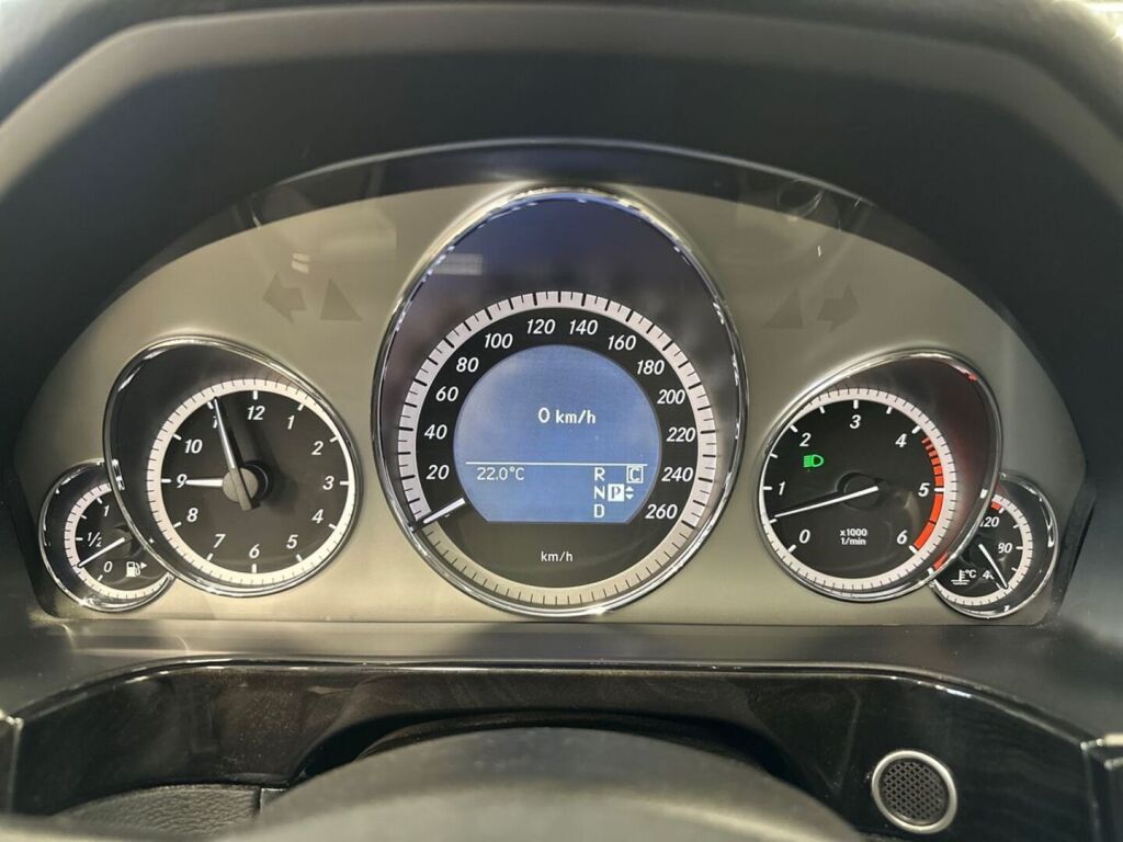 Mercedes-Benz E 2009 