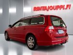 Volvo V70 2010 Punainen