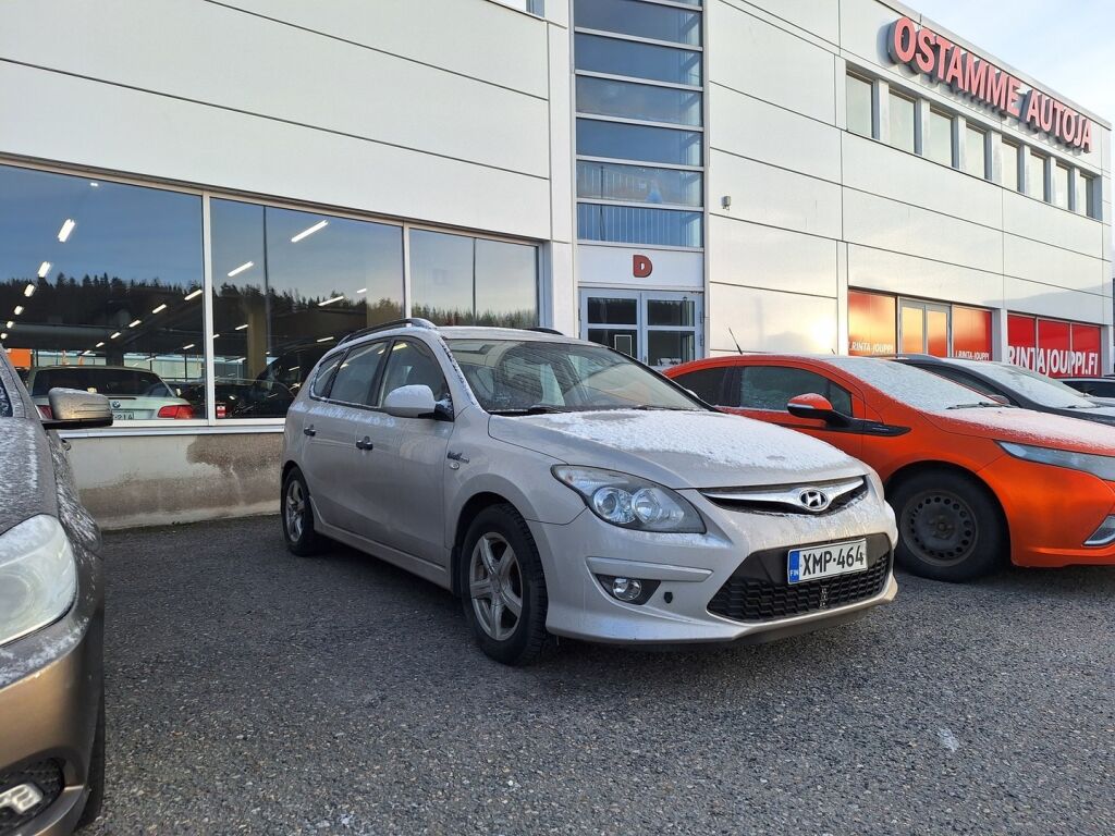 Hyundai i30 2010 Hopea