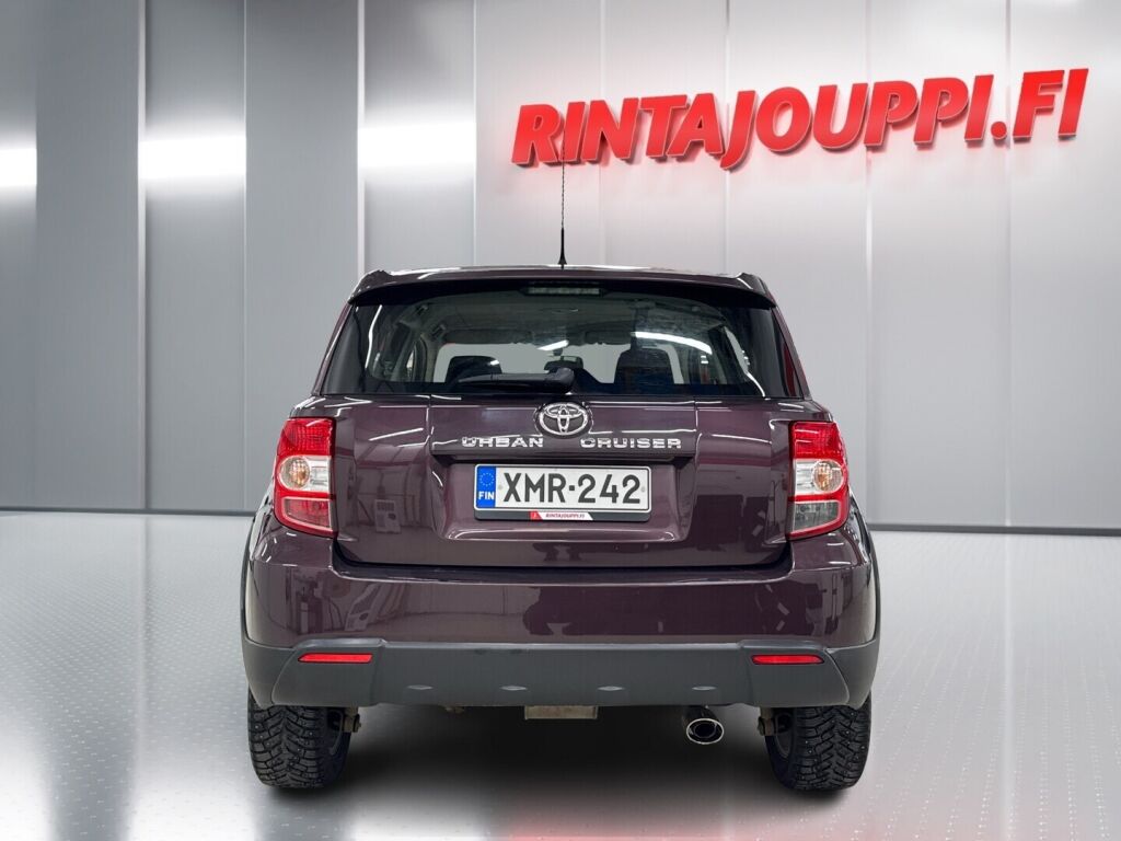 Toyota Urban Cruiser 2011 Violetti