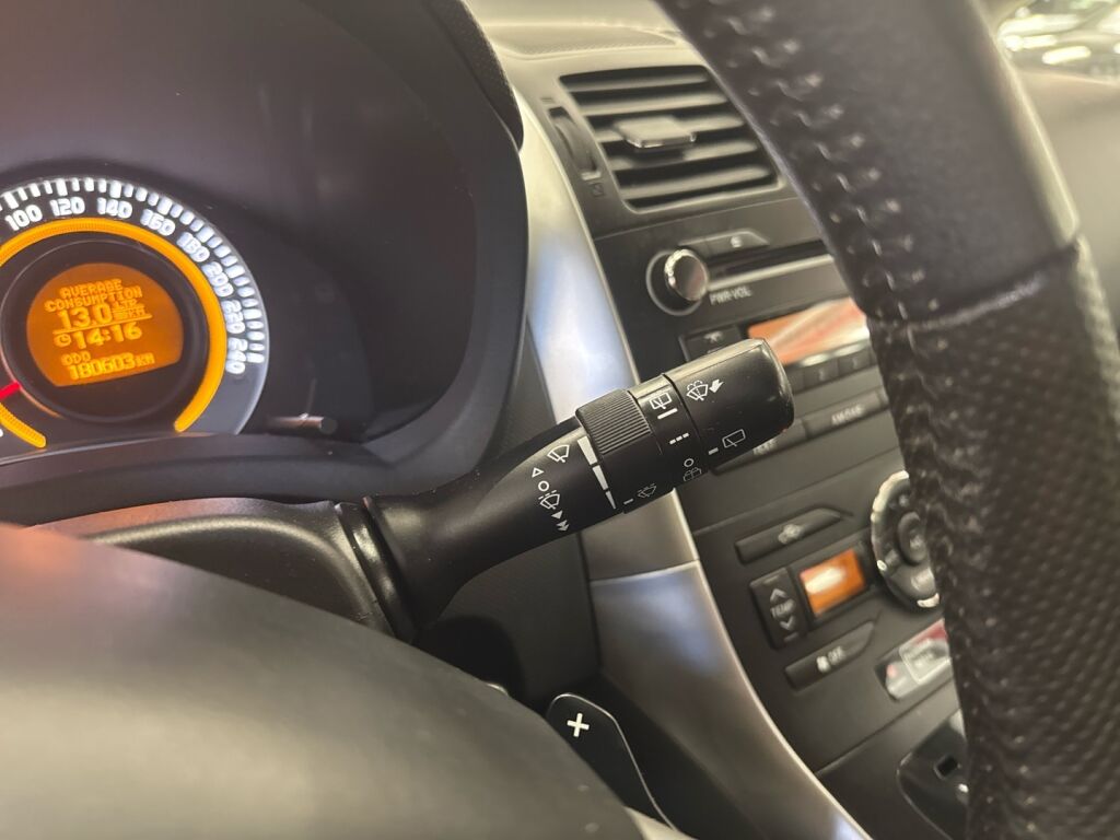 Toyota Auris 2010 Harmaa
