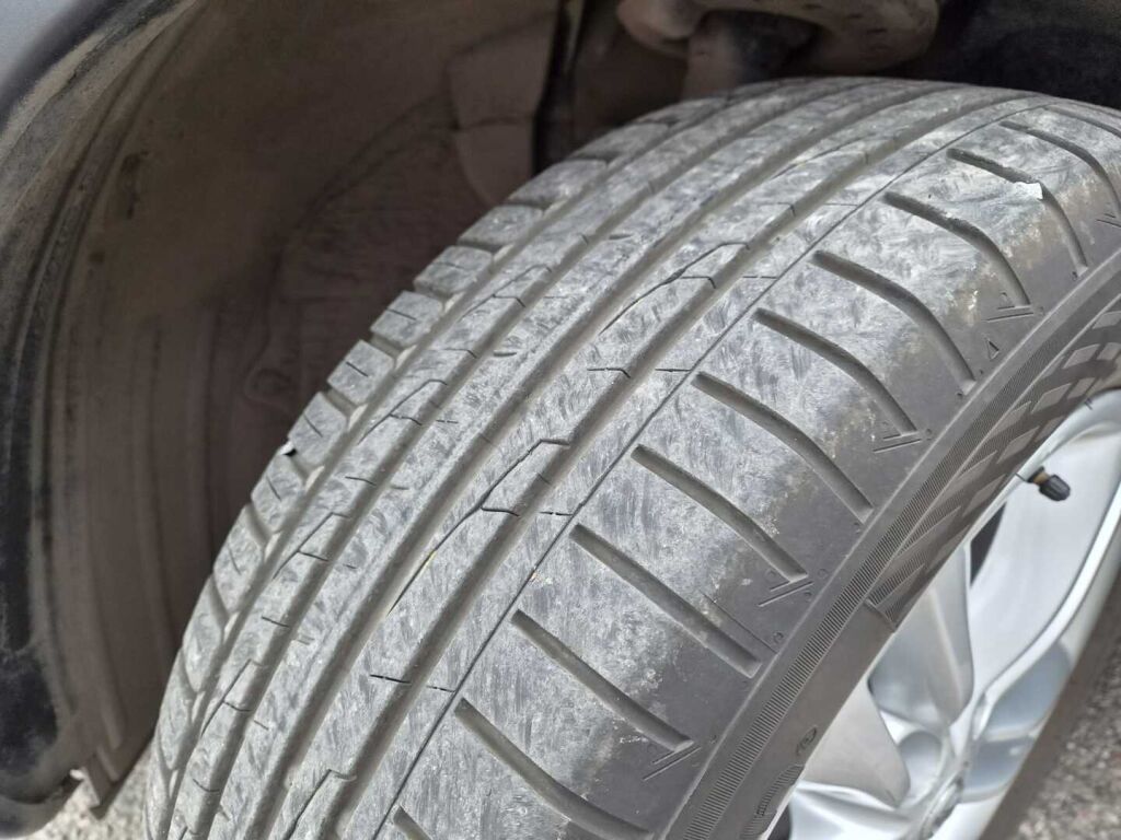 Nissan Qashqai 2011 Harmaa