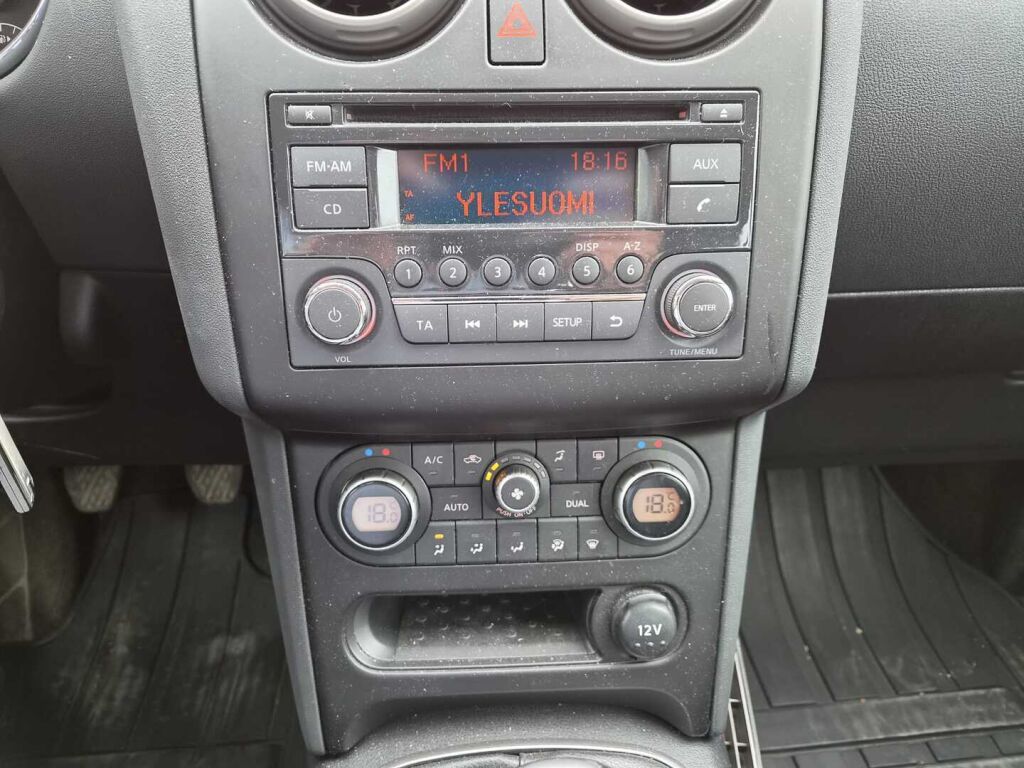 Nissan Qashqai 2011 Harmaa