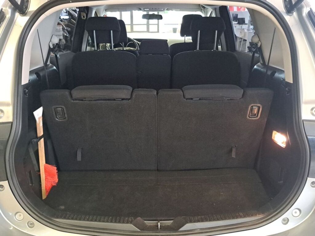 Mazda 5 2011 Harmaa