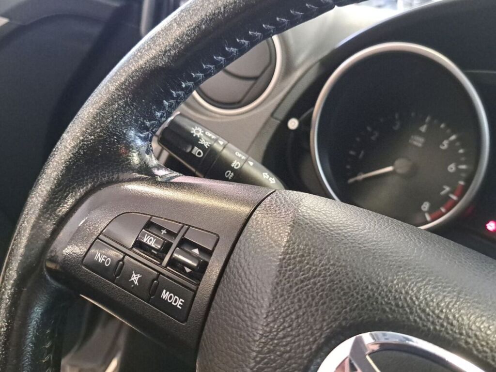 Mazda 5 2011 Harmaa