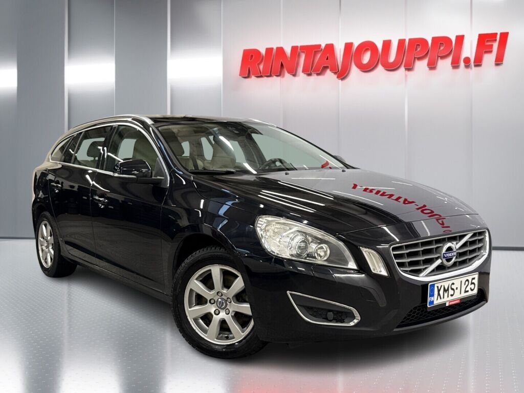 Volvo V60 2011 Musta