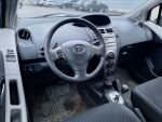 Toyota Yaris 2011 Musta