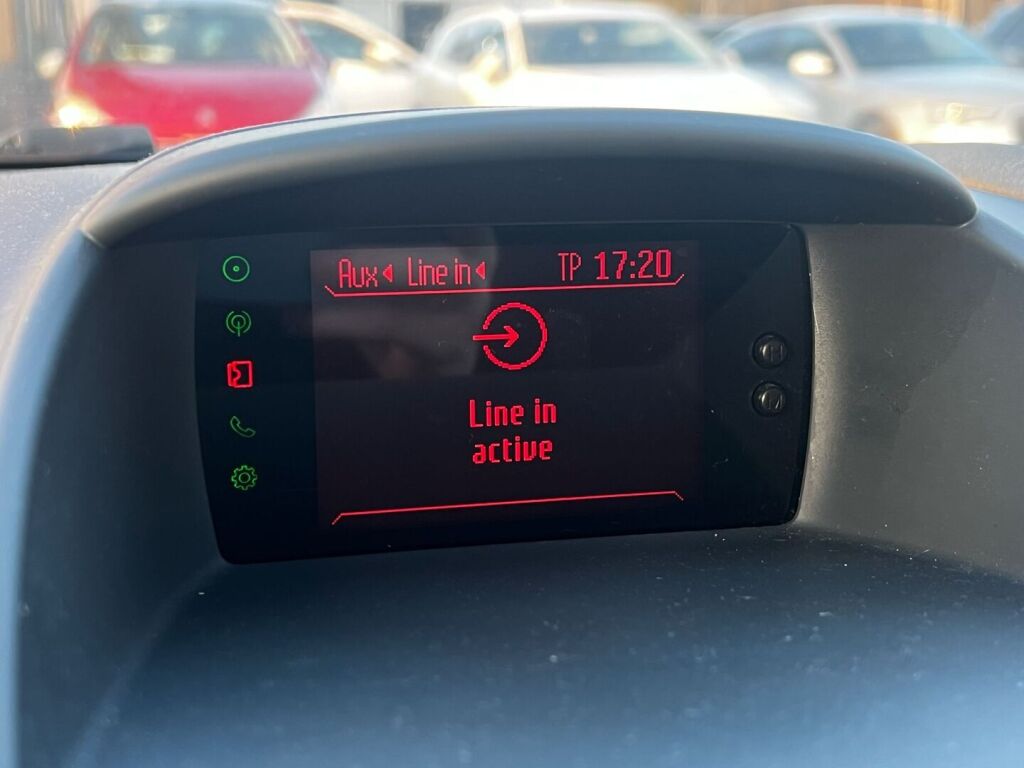 Ford Fiesta 2011 Valkoinen