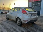 Ford Fiesta 2011 Valkoinen