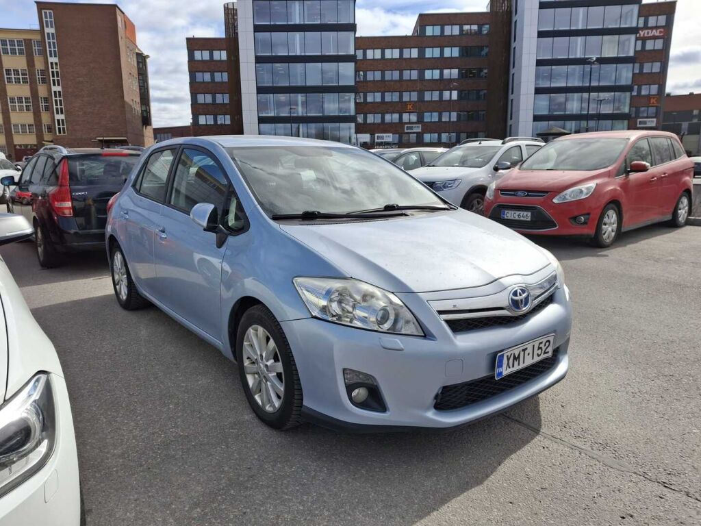 Toyota Auris 2011 Sininen