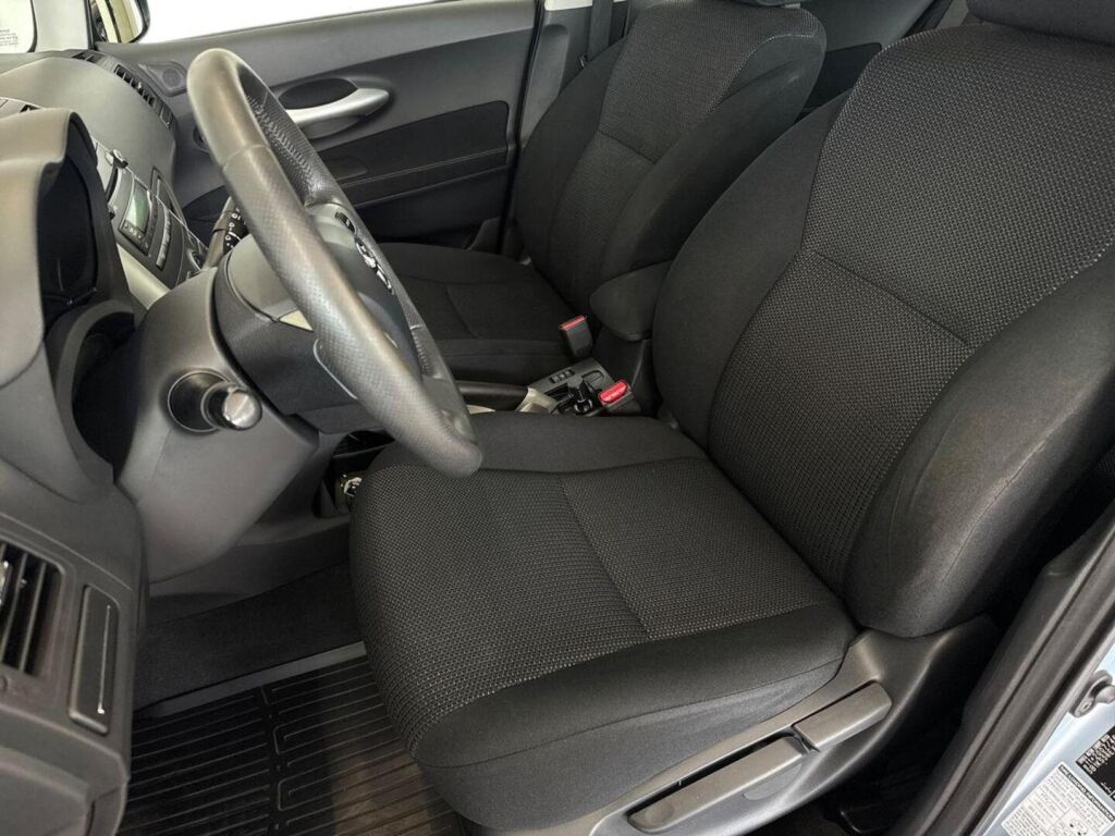 Toyota Auris 2010 Sininen