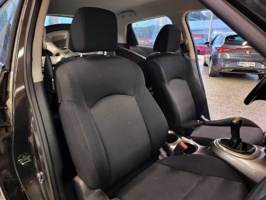 Nissan Juke 2011 Ruskea (beige)