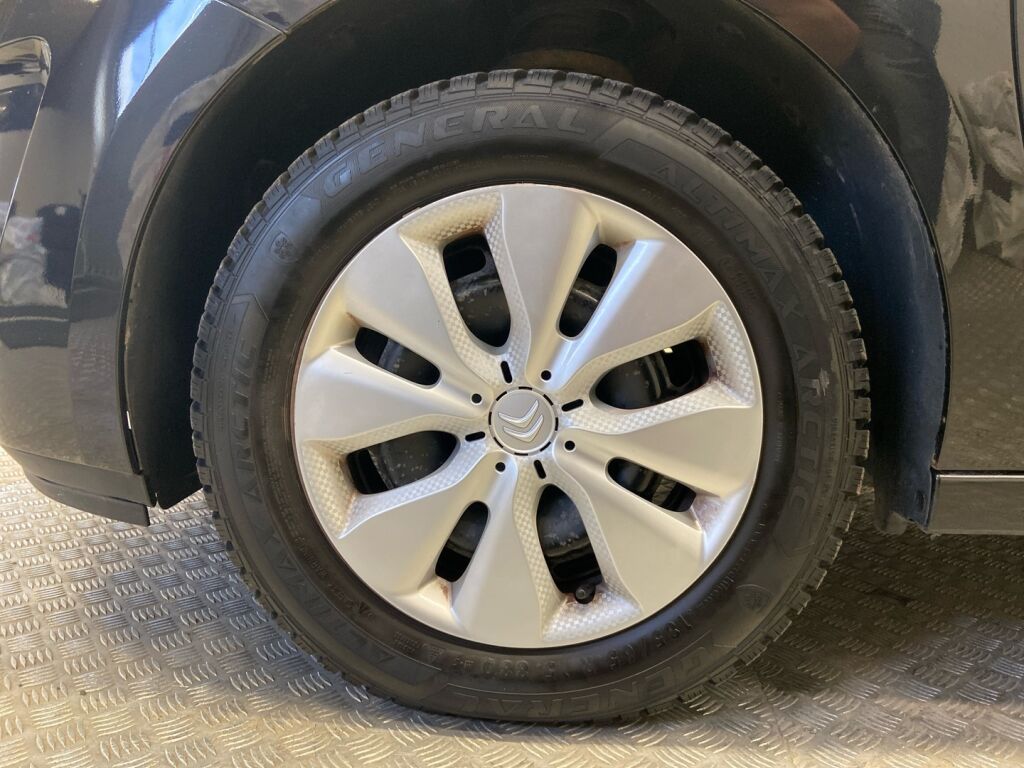 Citroen C3 2010 Musta