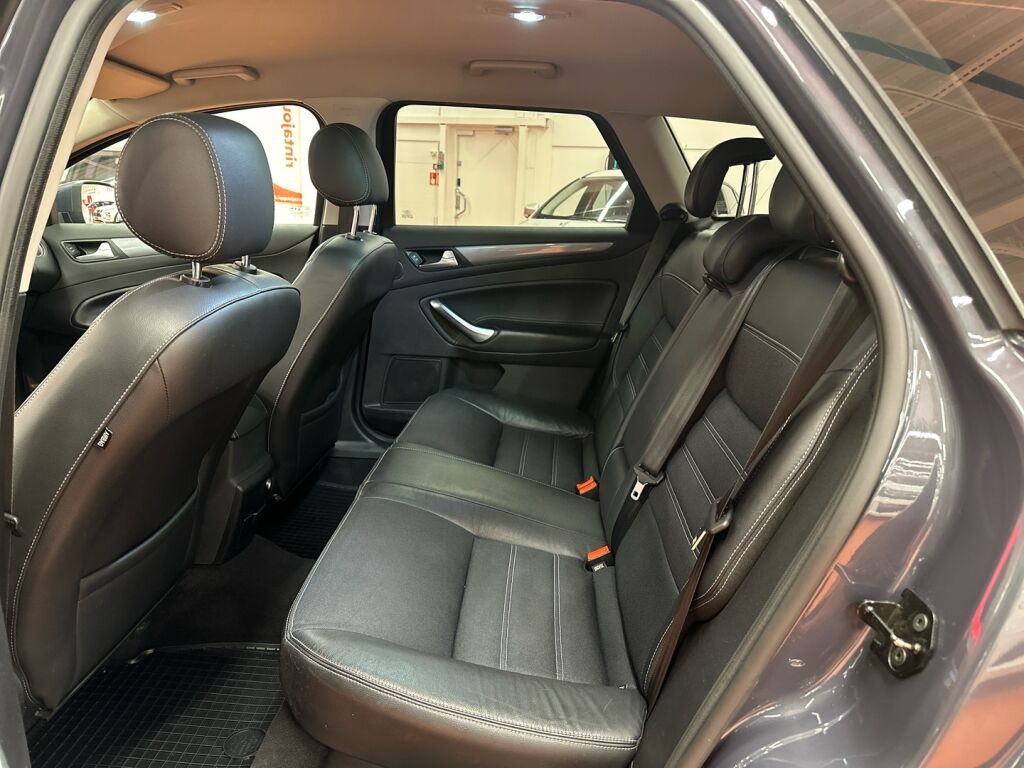 Ford Mondeo 2011 Harmaa