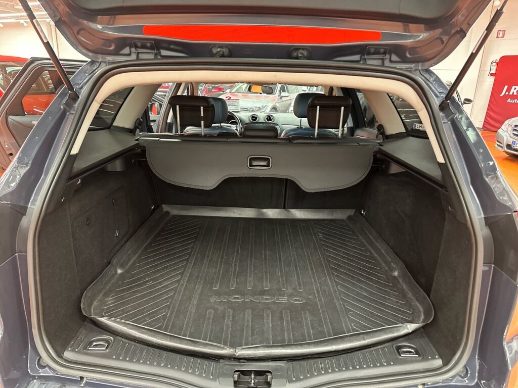 Ford Mondeo 2011 Harmaa