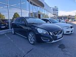Volvo V60 2011 Musta