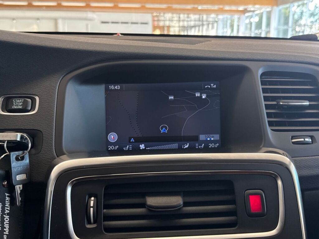 Volvo V60 2011 Musta